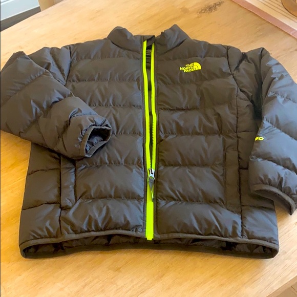 The North Face Grey youth Boys coat Size Medium - Picture 1 of 8